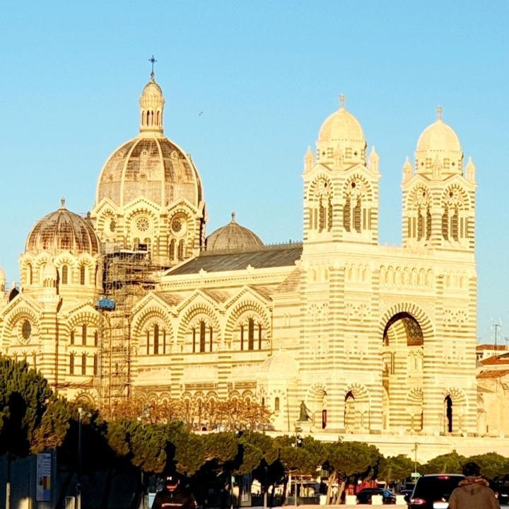 Jolie Charmant T3 Refait A Neuf A مارسيليا المظهر الخارجي الصورة